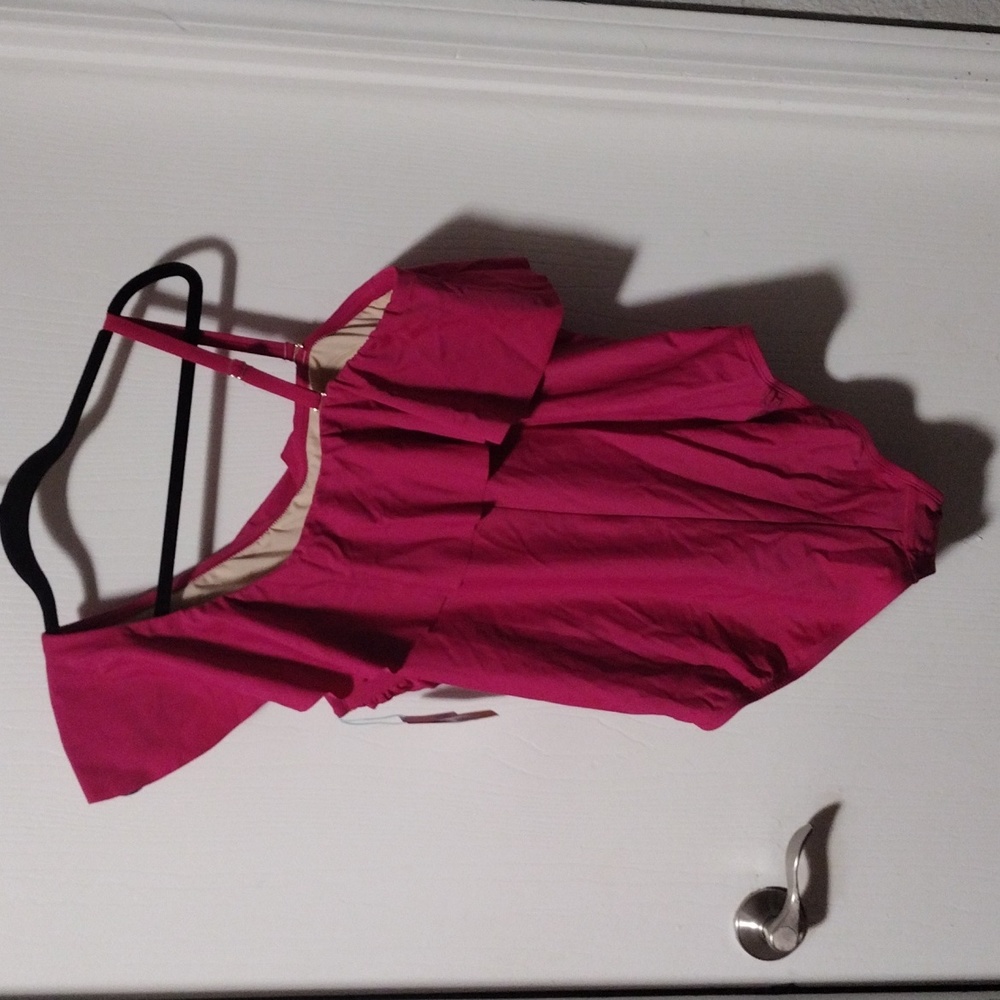 🆕 Kona Sol Hot Pink swimsuit - Picture 2 of 9